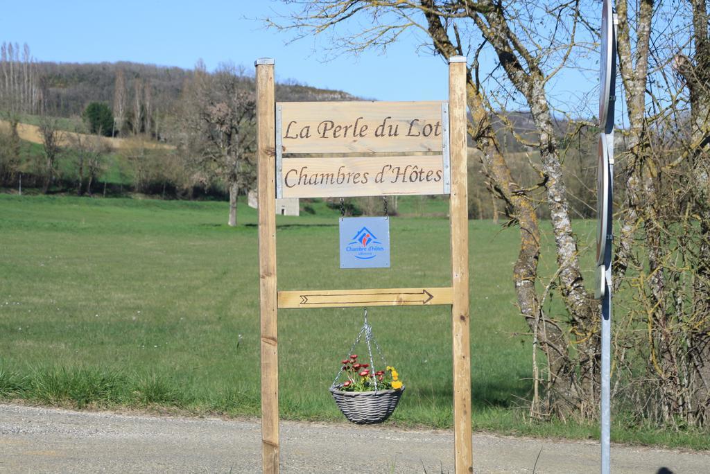 La Perle Du Lot Panzió Castelnau-Montratier Kültér fotó